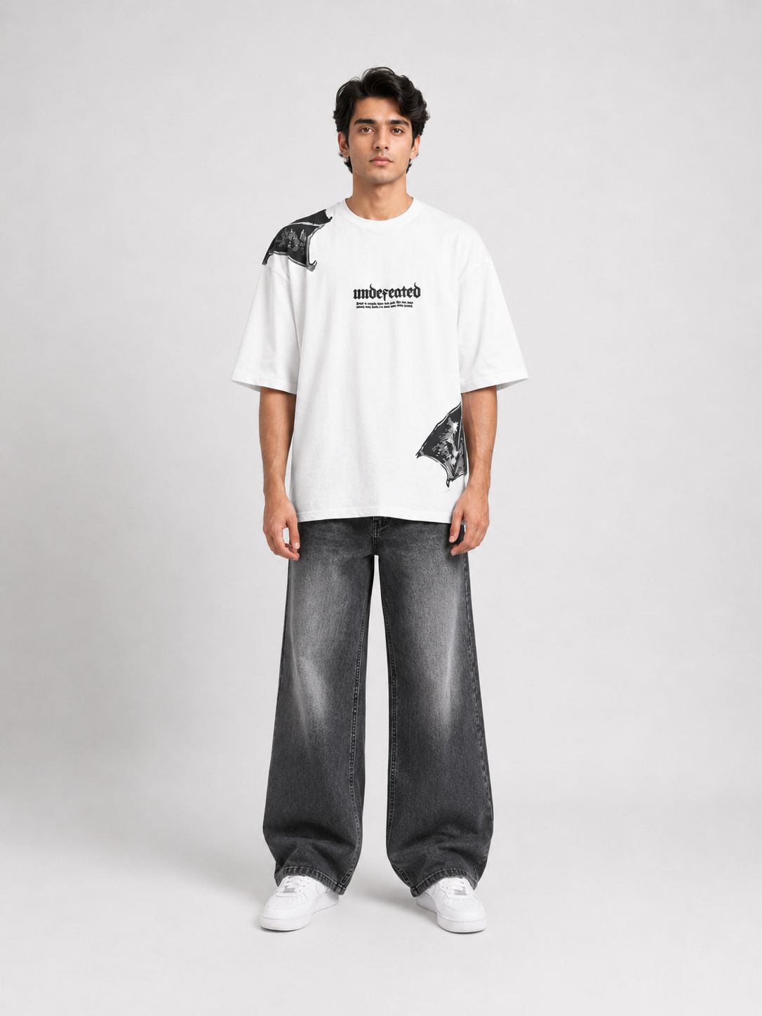 Undefeated - Oversized T Shirt