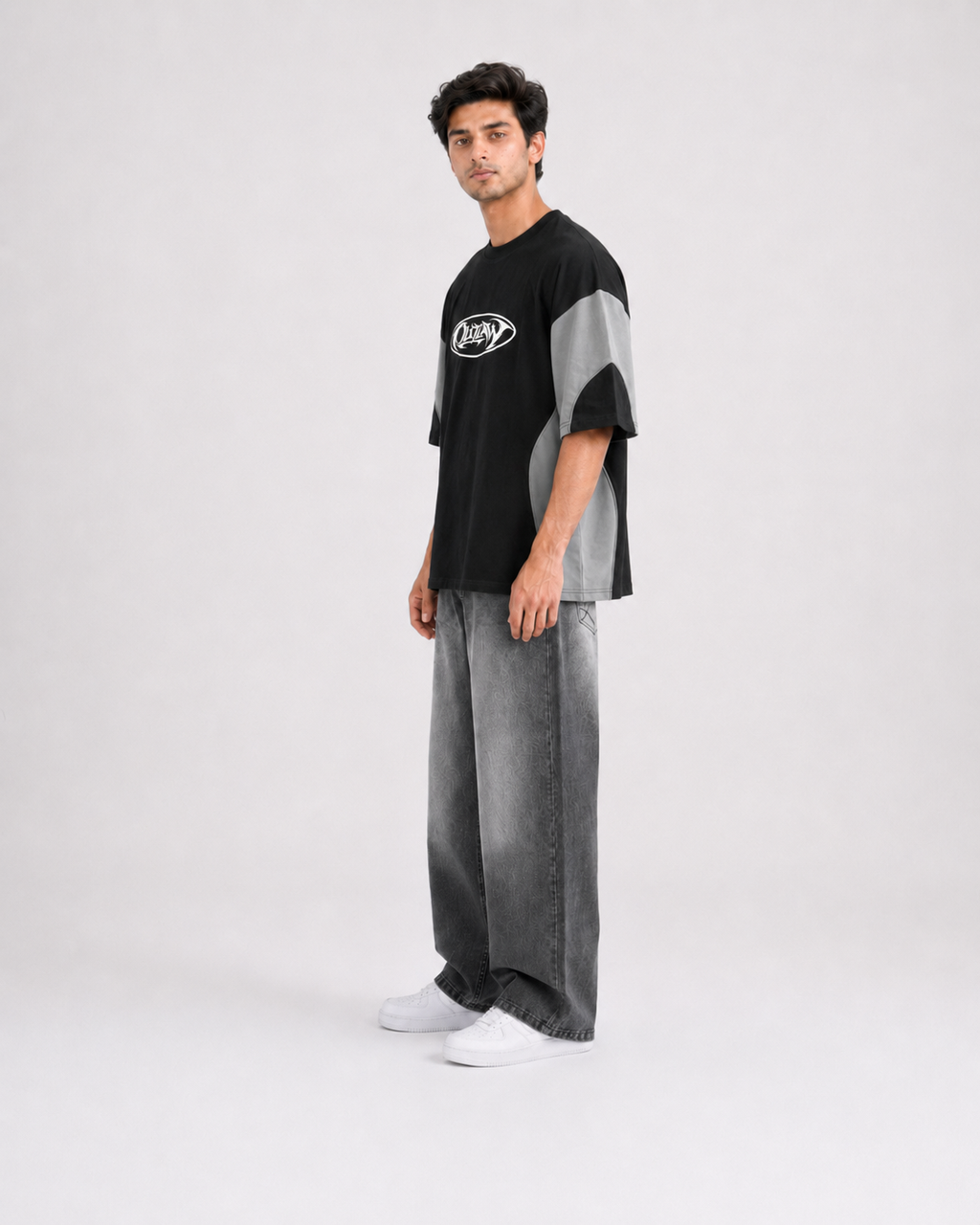 Outlaw - Oversized T Shirt