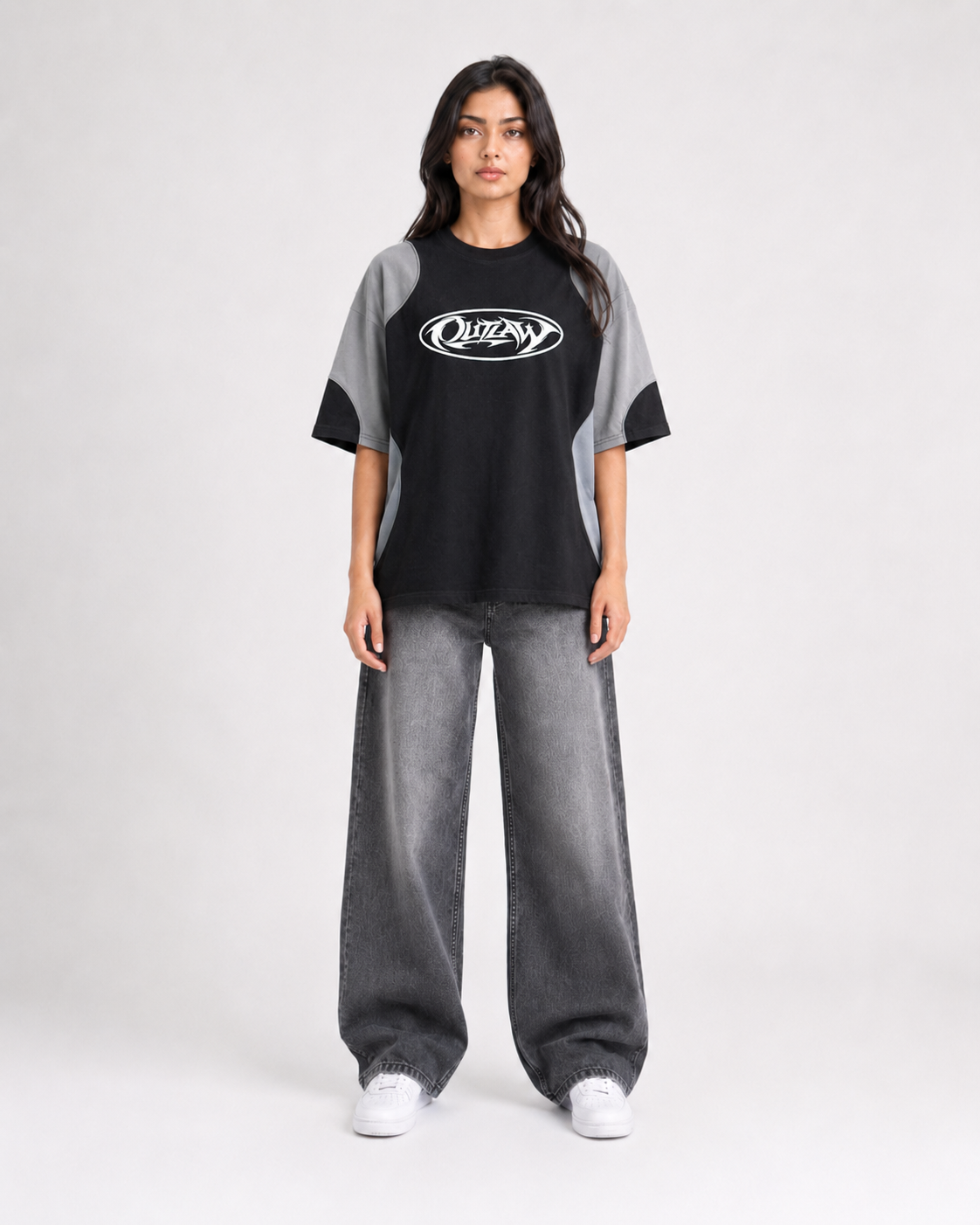 Outlaw - Oversized T Shirt